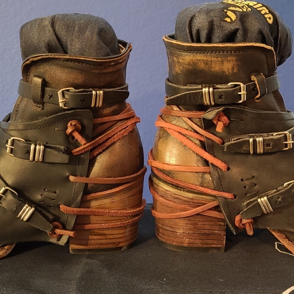 SOLD NIB freebird Crue in black multi. - Picture 3 of 12